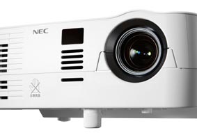 笔记本电脑不能连接投影仪 无法显示图像提示无信号