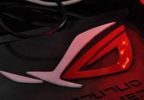 华硕在IFA2017大会发布ROG Chimera高性能游戏本