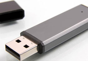 U盘无法复制文件提示错误代码0x80071AC3的解决方法