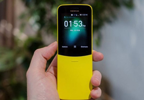 诺基亚8110即将开售 2.4寸情怀功能机