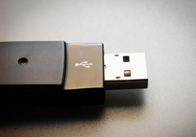 电脑插入U盘后CPU占用100%的解决方法