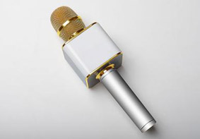 电脑插入麦克风后一直有杂音的解决方法