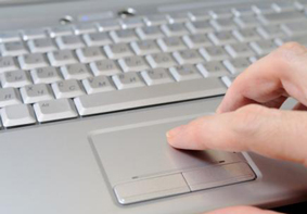 笔记本连接鼠标后自动关闭触摸板功能的方法