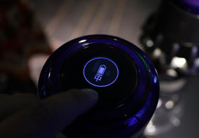 戴森发布V11系列无线手持吸尘器 配LCD显示屏售价4990元起