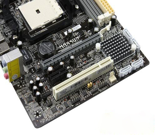 铭瑄MS-M3A78DL主板bios设置u盘启动进PE模式教程