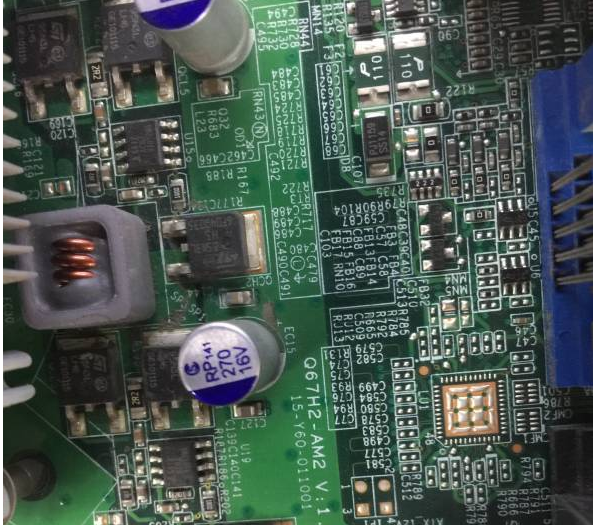 方正Q67H2-AM2主板bios设置U盘启动教程