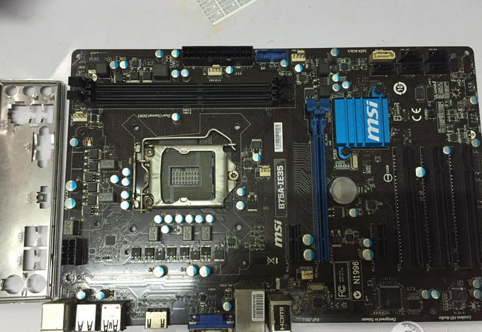 微星B75A-IE35型号主板bios设置U盘启动操作方法